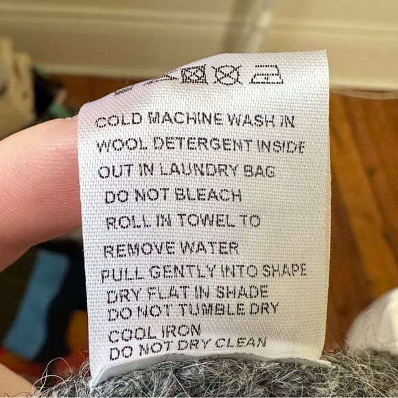 NWT PRINCESS POLLY Paisleigh Charcoal Chunky Cable Knit Cardigan Size S/M - Picture 10 of 10